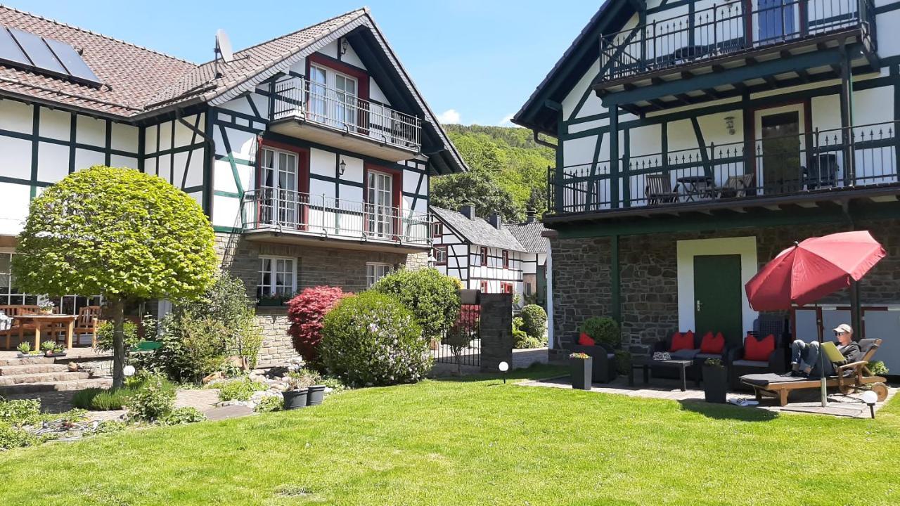 Ferienwohnungen Rurseeblick Einruhr Exteriér fotografie